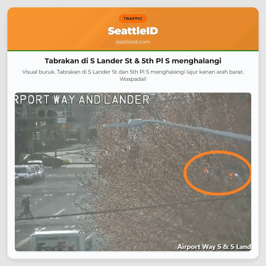 Tabrakan di S Lander St & 5th Pl S menghalangi